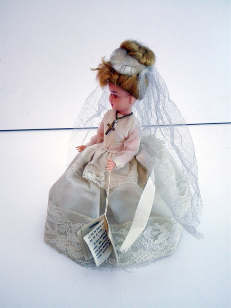 muñeca plastico tela primera comunion alt